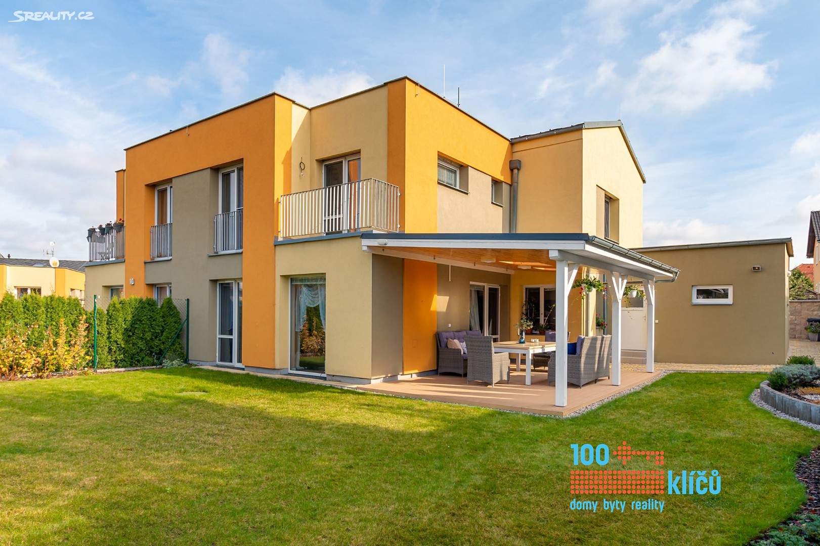 Prodej  rodinného domu 220 m², pozemek 518 m², Neratovická, Bašť