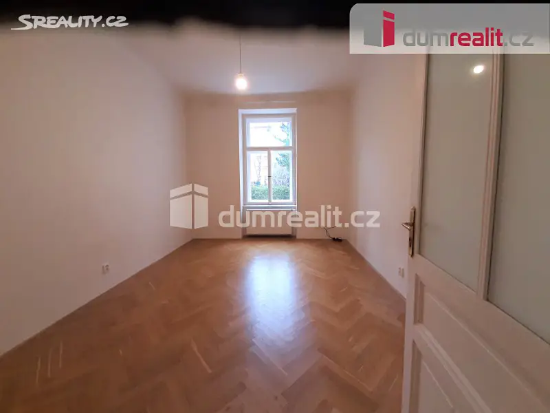 Pronájem bytu 1+1 42 m², Bubenečská, Praha 6 - Bubeneč