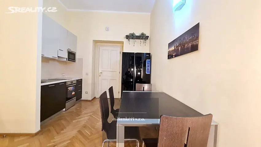 Pronájem bytu 2+kk 47 m², Hálkova, Praha 2 - Nové Město