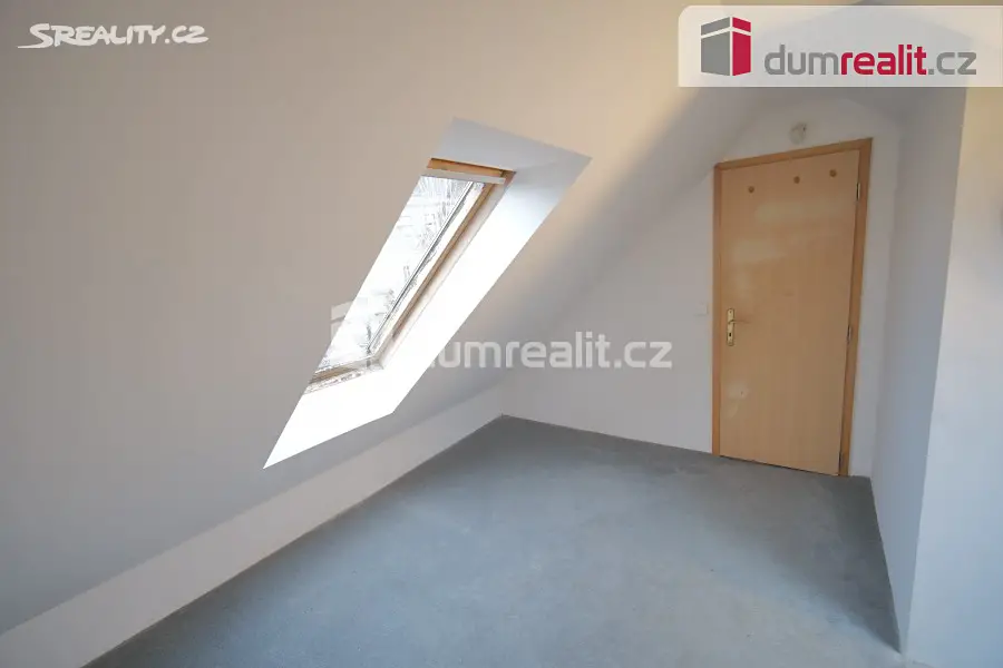 Prodej bytu 4+1 120 m², Kolmá, Karlovy Vary