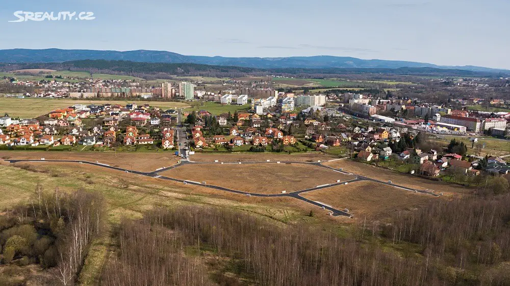 Prodej  stavebního pozemku 1 344 m², Dr. Přemysla Jeřábka, Karlovy Vary