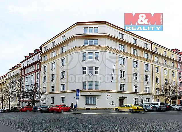 Pronájem bytu 1+1 56 m², Lucemburská, Praha - Praha 3