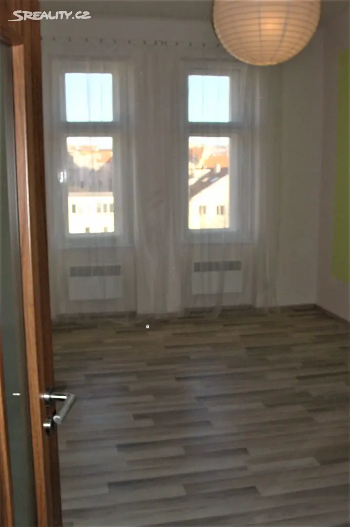 Pronájem bytu 2+1 48 m², Svatoplukova, Praha - Nusle