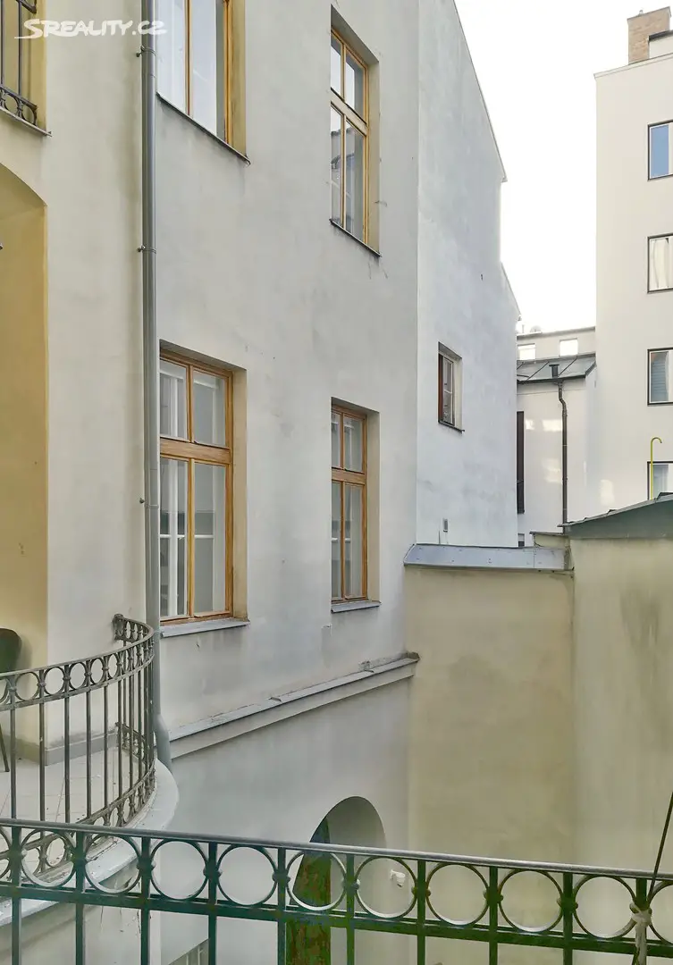 Pronájem bytu 2+1 75 m², Dlouhá, Praha 1 - Staré Město