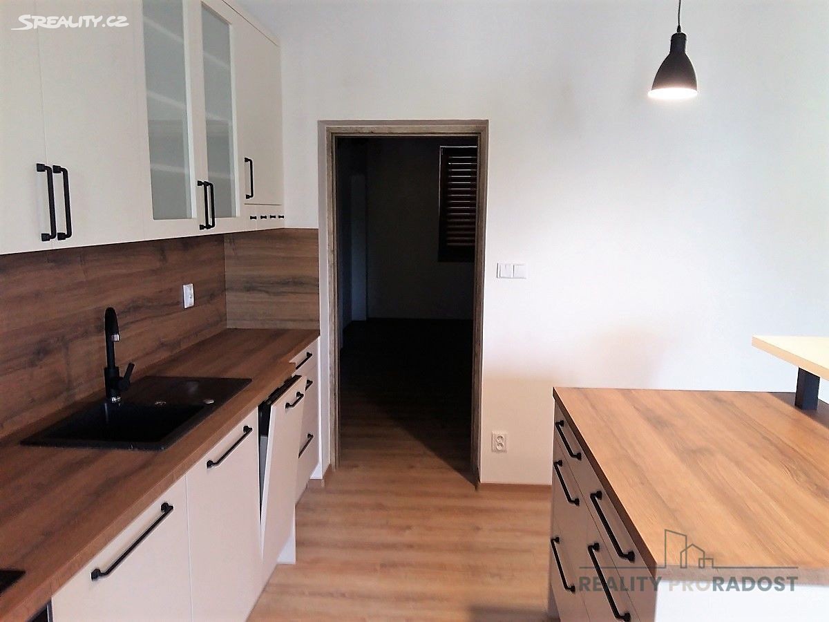 Pronájem bytu 2+kk 70 m², Olomoucká, Šternberk