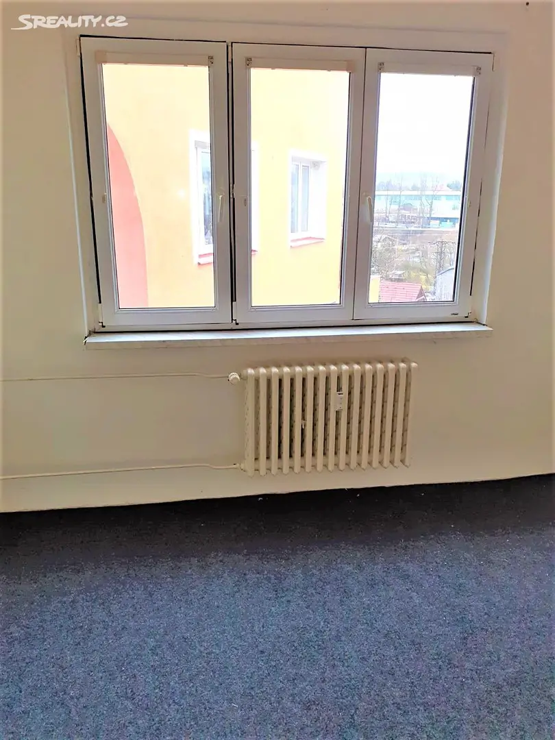 Pronájem bytu 3+1 55 m², Horská, Bochov