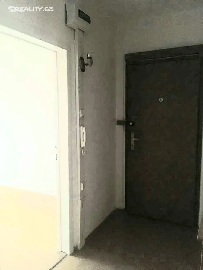 Pronájem bytu 3+1 78 m², Dědinova, Praha - Chodov