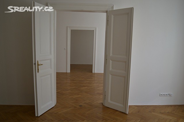 Pronájem bytu 4+1 140 m², Vinohradská, Praha 2 - Vinohrady