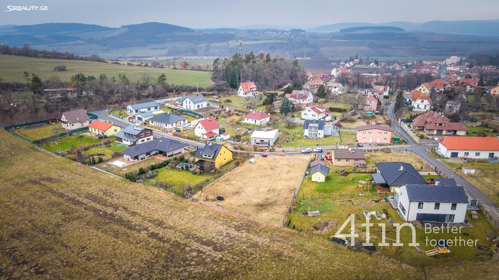 Prodej  pozemku 1 504 m², Liteň, okres Beroun