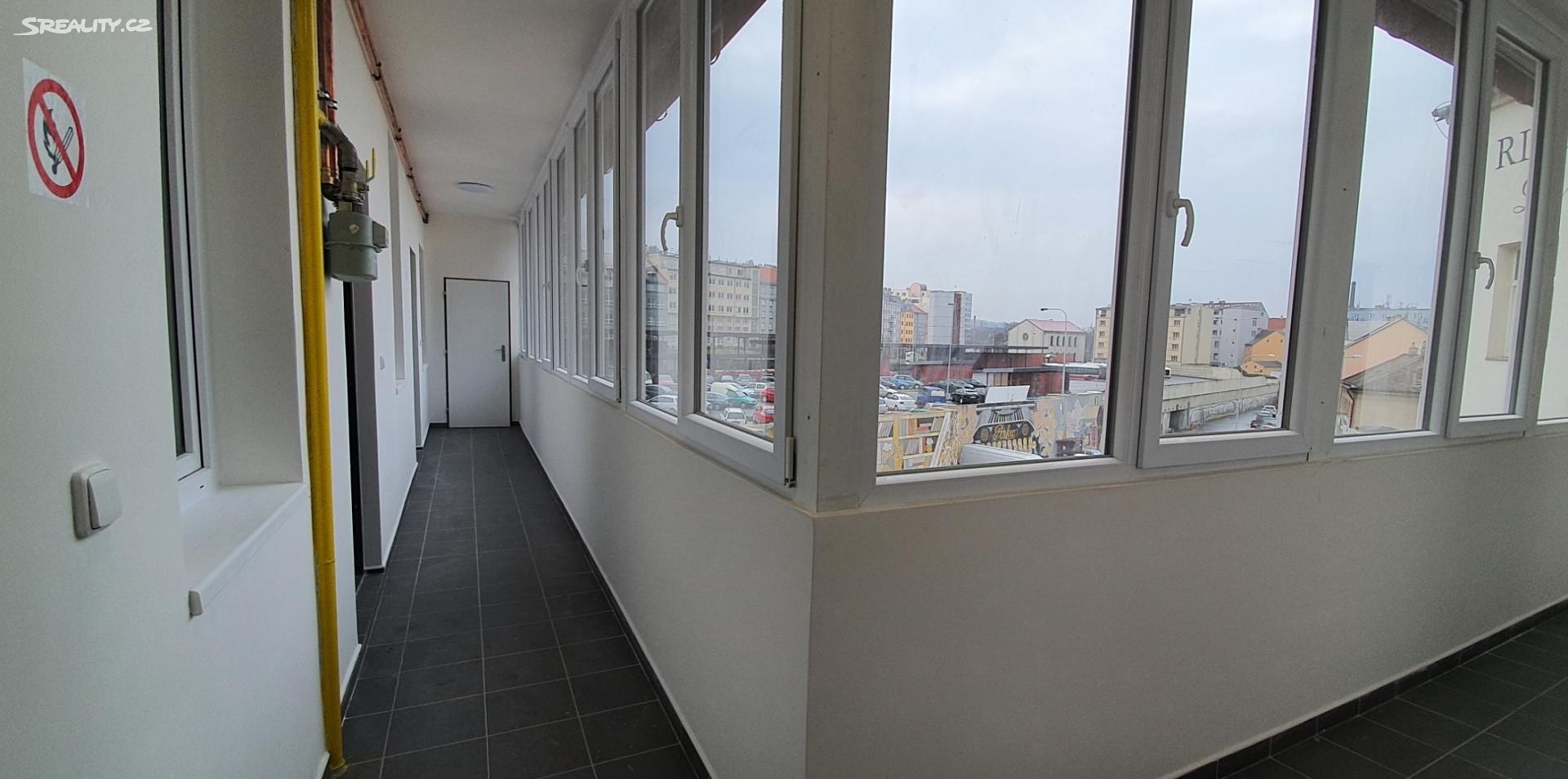 Pronájem bytu 1+1 40 m², Ronkova, Praha 8 - Libeň