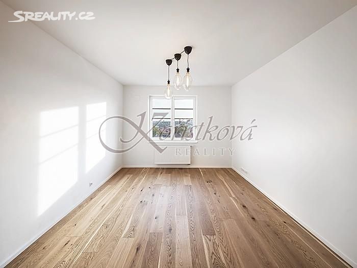 Pronájem bytu 2+kk 61 m², Soběslavská, Praha 3 - Vinohrady