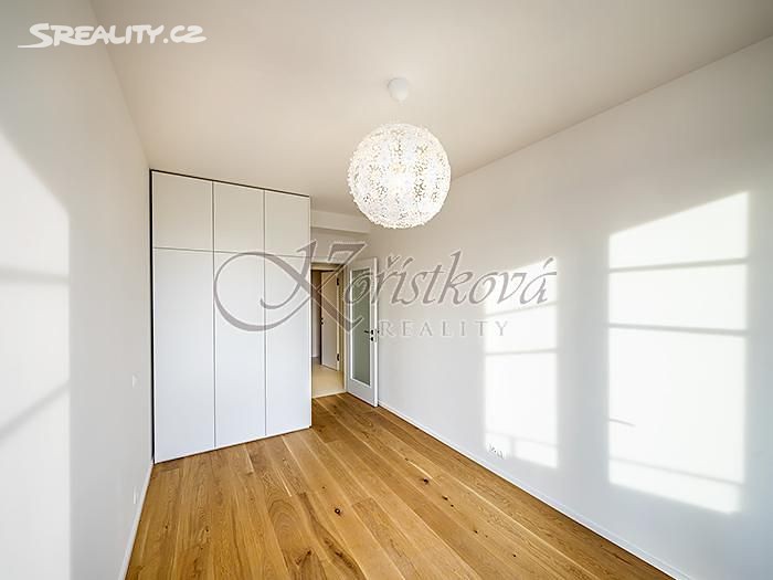 Pronájem bytu 2+kk 61 m², Soběslavská, Praha 3 - Vinohrady