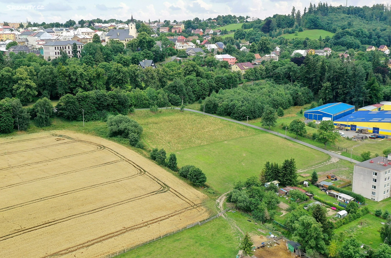 Prodej  stavebního pozemku 1 981 m², Horní Benešov, okres Bruntál