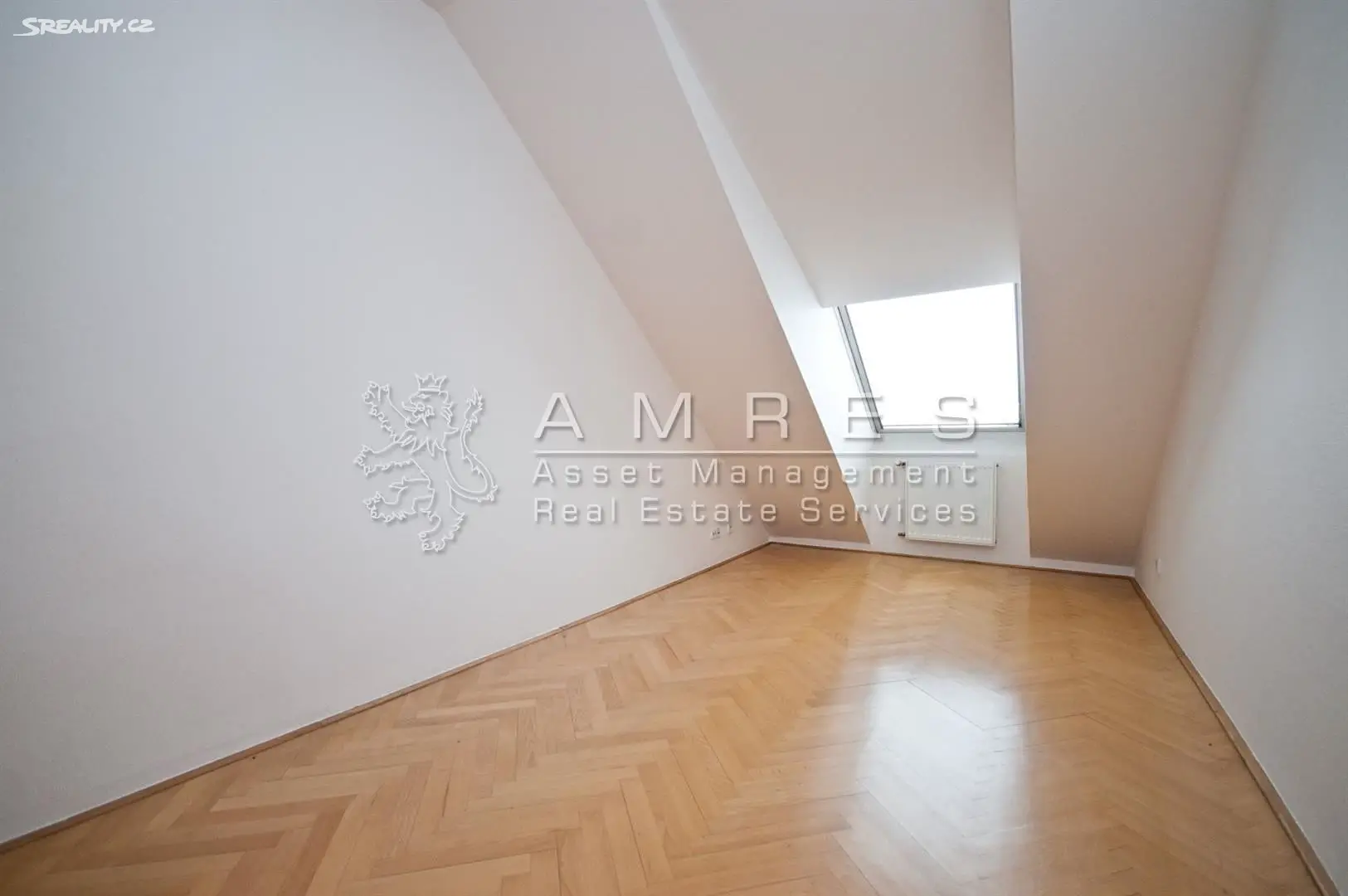 Pronájem bytu 3+1 107 m² (Mezonet), Růžová, Praha 1 - Nové Město