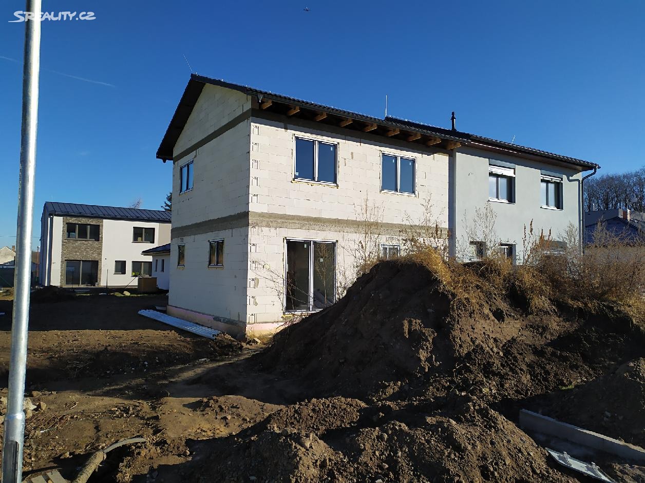 Prodej  rodinného domu 109 m², pozemek 300 m², V Úžlabí, Neratovice - Lobkovice
