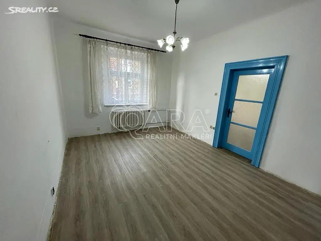 Prodej  rodinného domu 168 m², pozemek 281 m², Na Jarově, Praha 3 - Žižkov