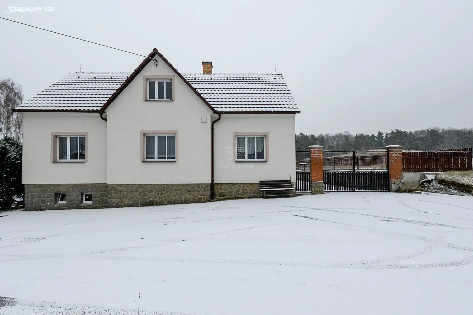 Prodej  rodinného domu 446 m², pozemek 4 096 m², Zemětice - Chalupy, okres Plzeň-jih