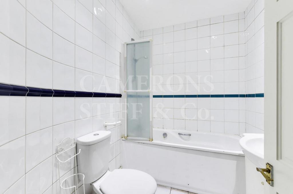 Inverness Terrace  Bathroom.jpg