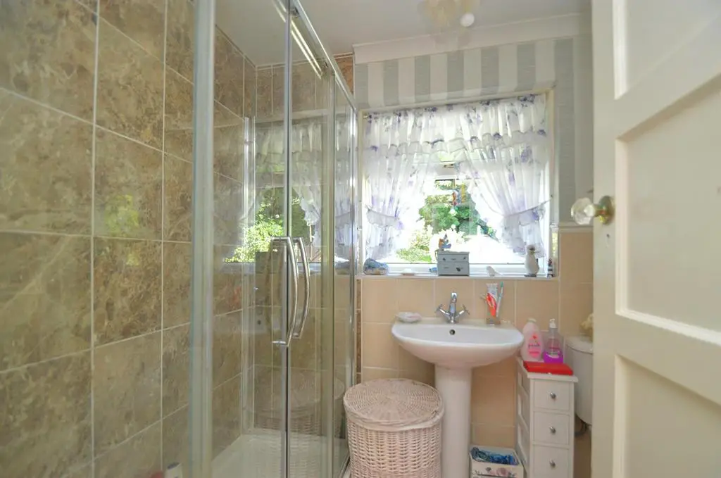Shower Room.jpg