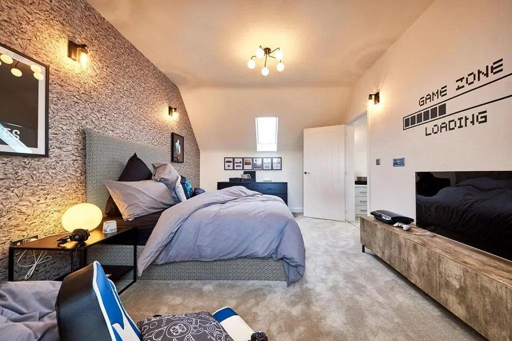 Two double bedrooms on the 2nd floor ideal for...