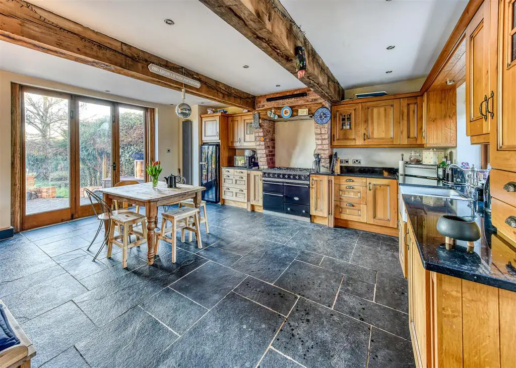 Lapley Hall Cottage kitchen1.jpg