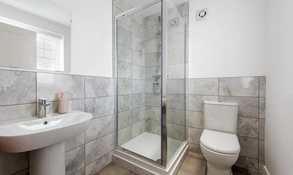 Indicative En Suite Shower Room