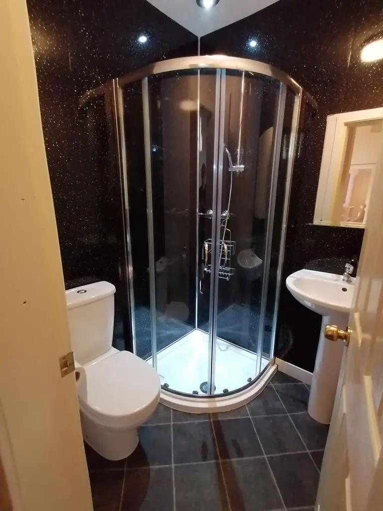 Shared Shower room