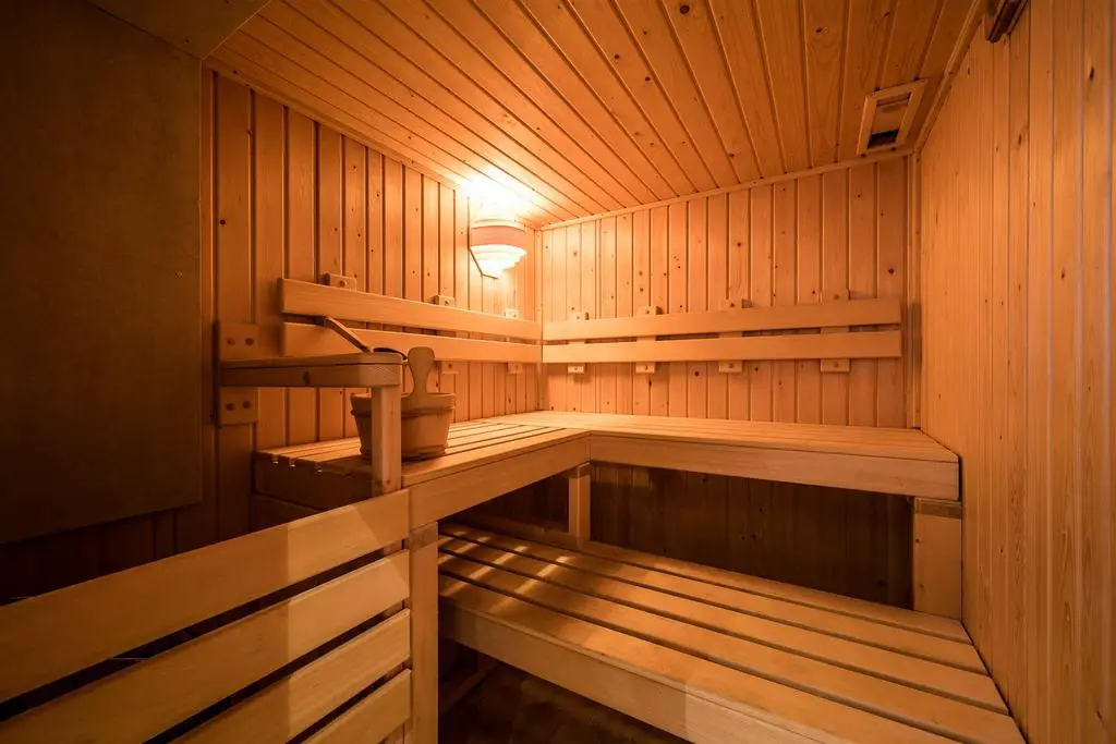 Shower Room &amp; Sauna