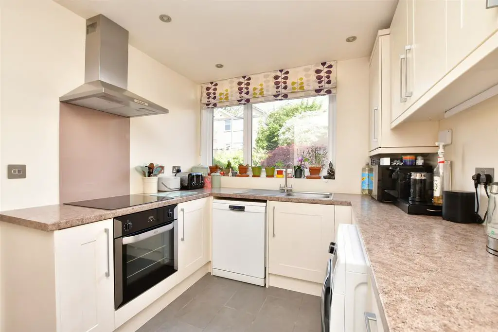 Kitchen / Breakfast Room