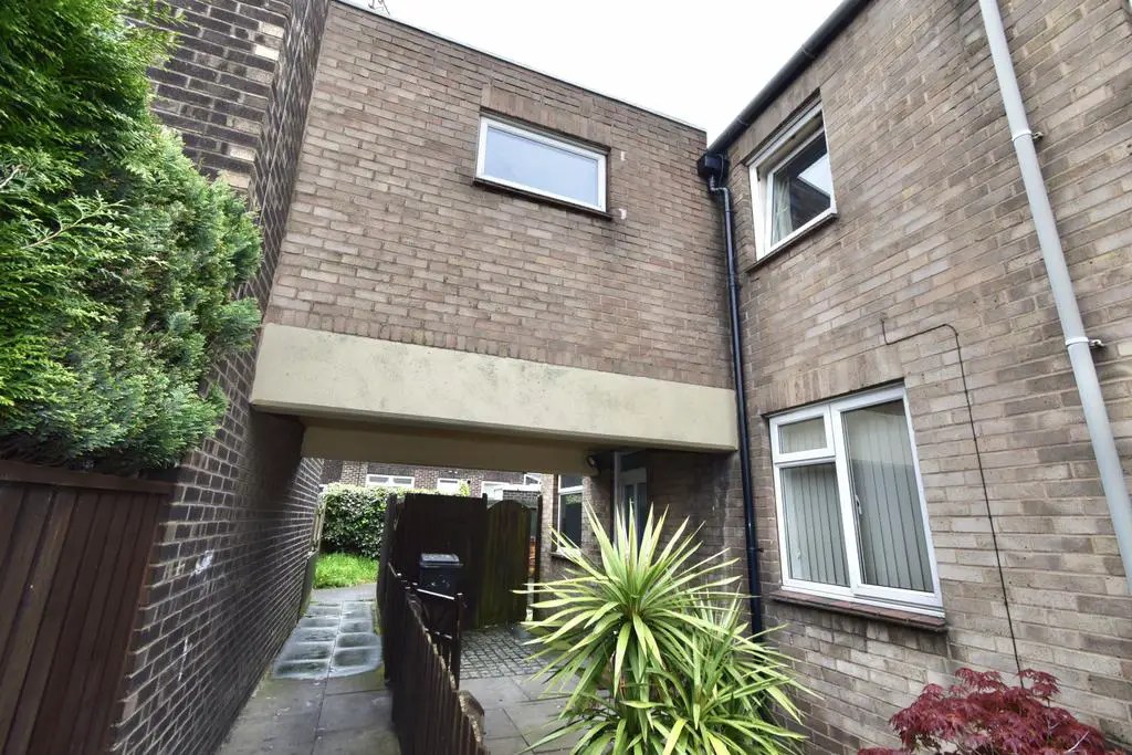 25 Mereworth Close, Leicester, Leicestershire, LE