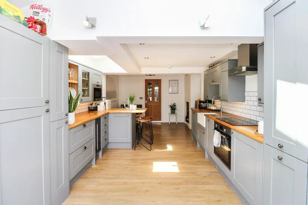 Kitchen/Dining Room