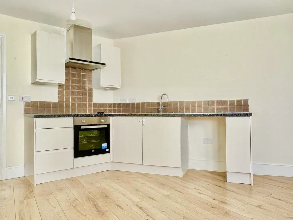 1 Bedroom Flat to Let in Mitcham