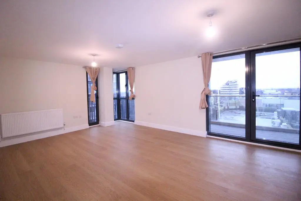 One Bedroom Flat in all New Charter House