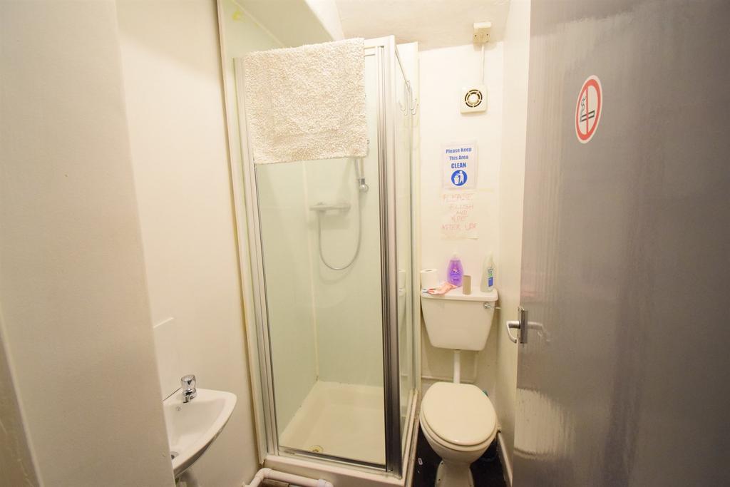 Communal shower room