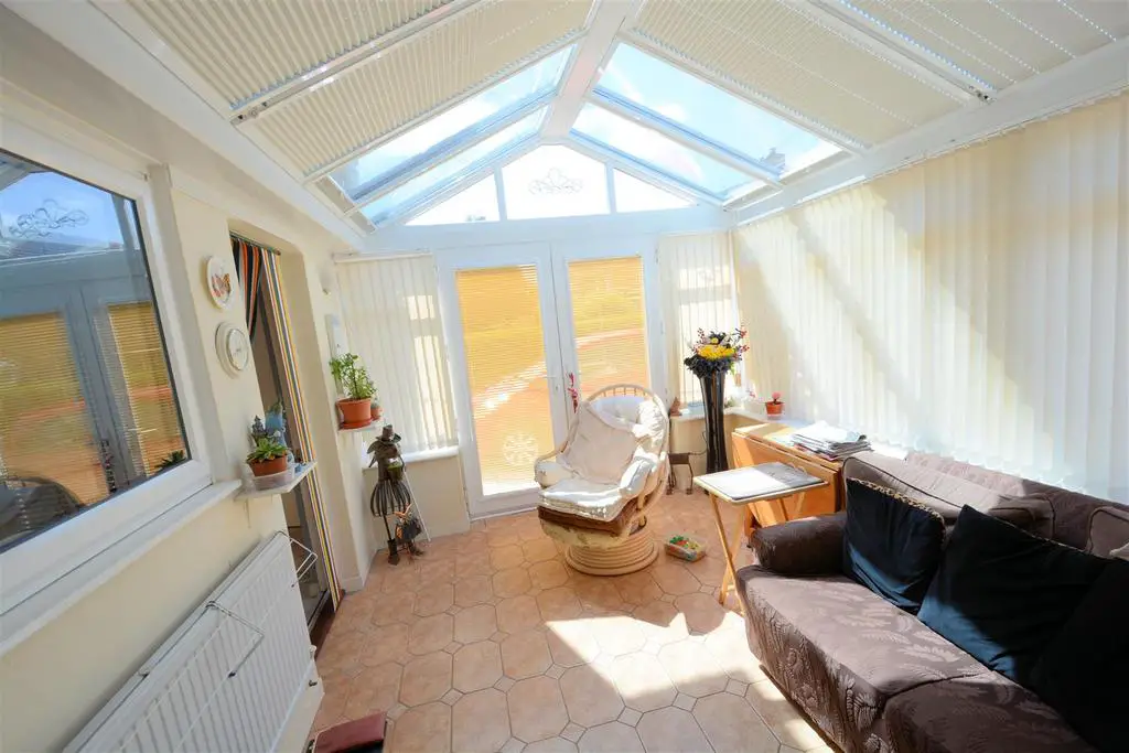 Sun Room/conservatory