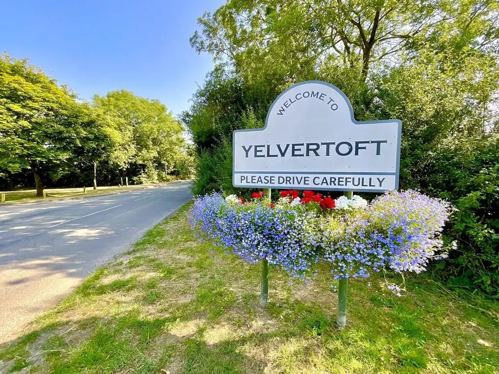 Yelvertoft Village