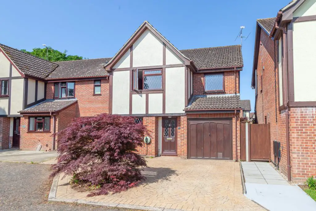 A Modern, Extended Four Bedroom Detached Family H