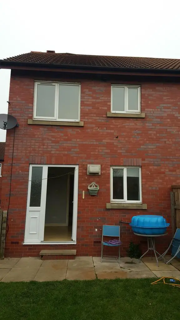 2 double bed semi detached house for rent in...