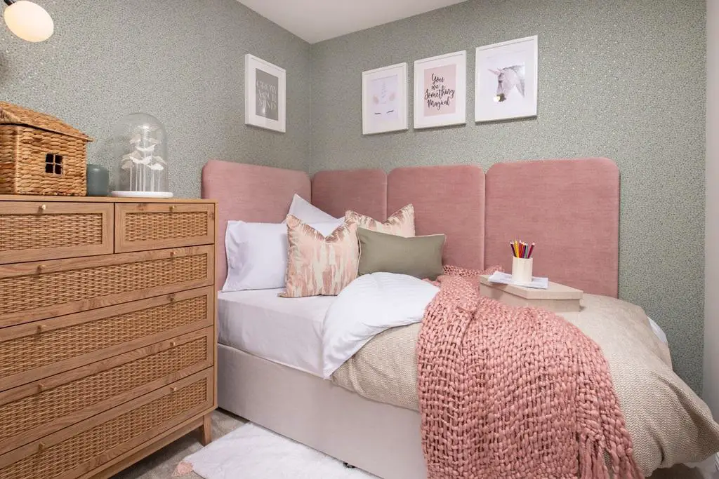 Internal image of the Alderney single bedroom