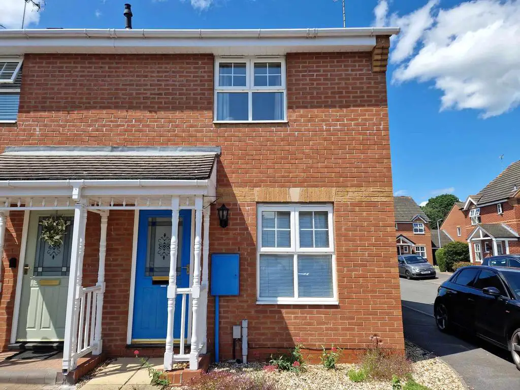 Lockside View  2 Bedroom End terrace house for Re