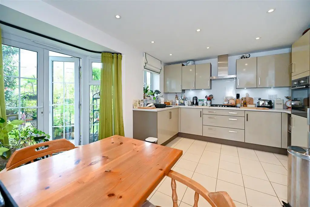 Kitchen/Breakfast Room