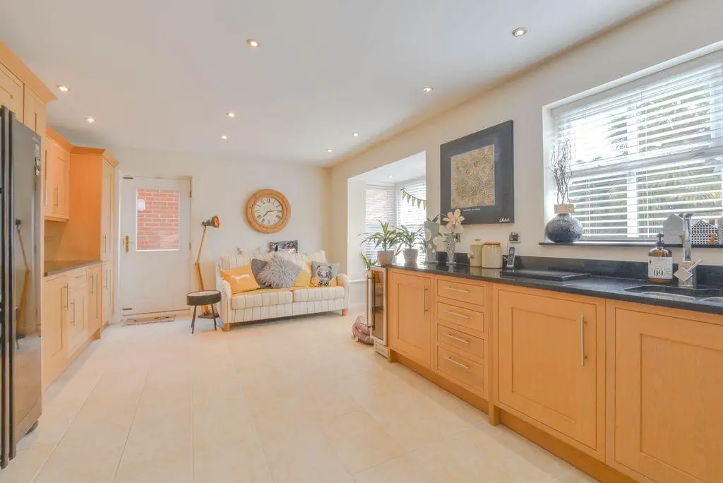 Kitchen Family Room