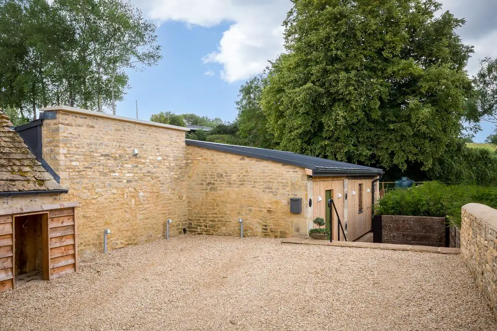 The Stables, Ampney Crucis, GL7 5 DY, for sale...