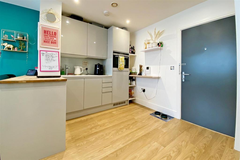 Open Plan Kitchen/Living Area