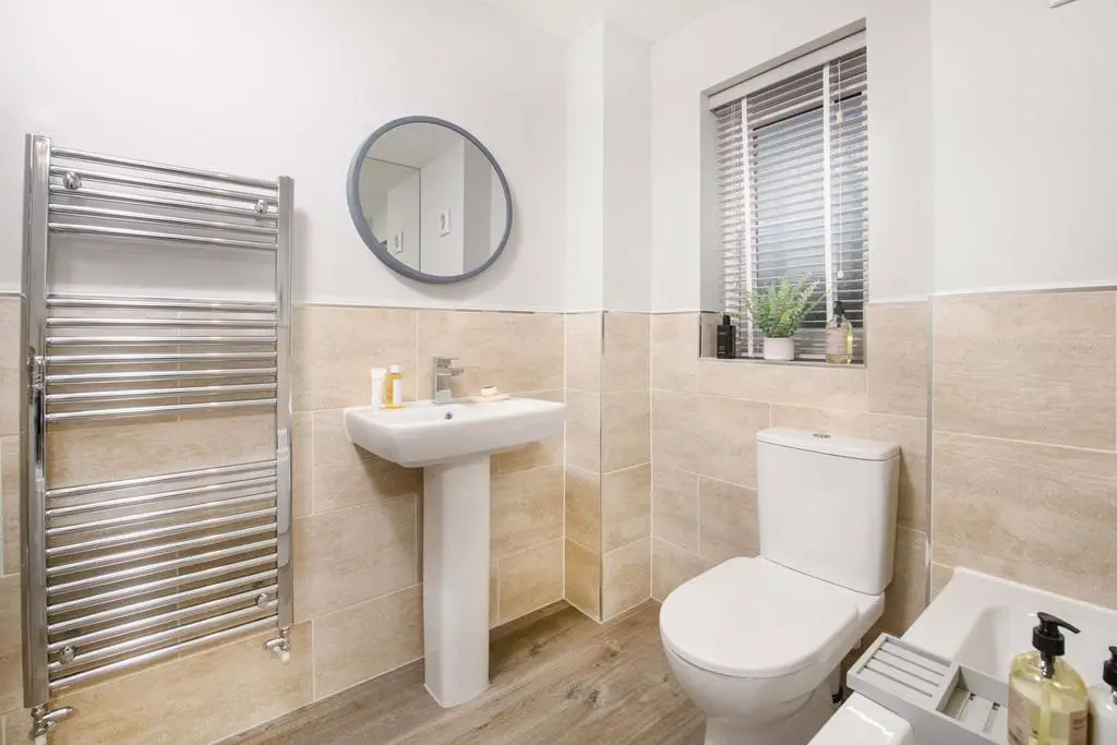 Family sized bathroom in the Ripon Show Home