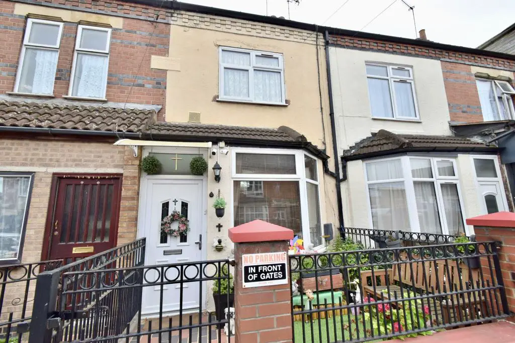 9 Overton Road, Leicester, Leicestershire, LE5 0 J