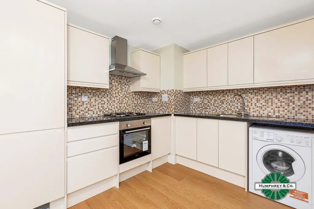 New Build 1 Bed Flat in popular all new &#39;Shannon