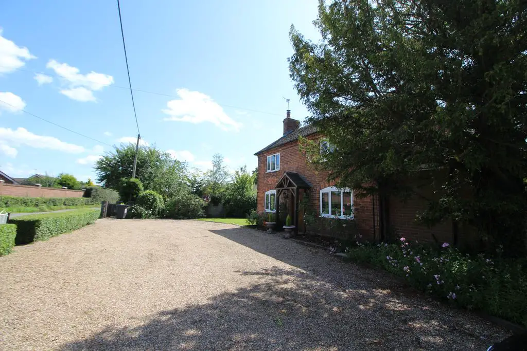 Four bedroom country property