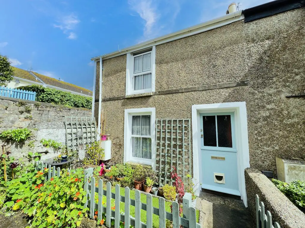 2 Bedroom End Terraced House for Sale