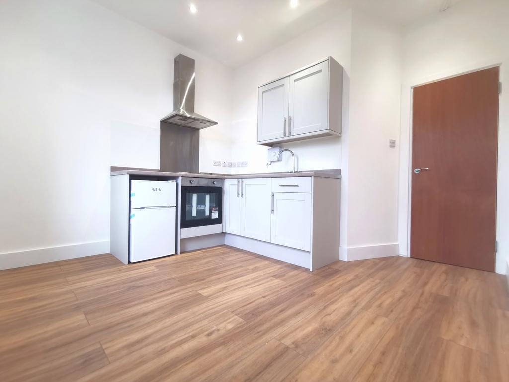 Newly Renovated 1 Bed Flat